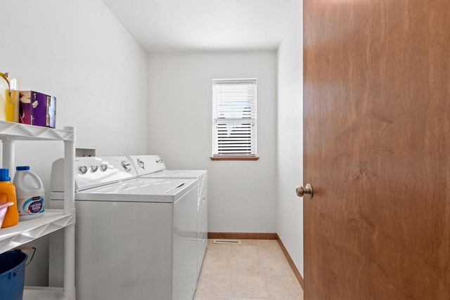 3340 HEAVEN DRIVE, Green Bay, WI 54311