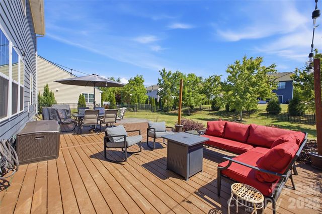 11115 Grenfell Avenue, Huntersville, NC 28078