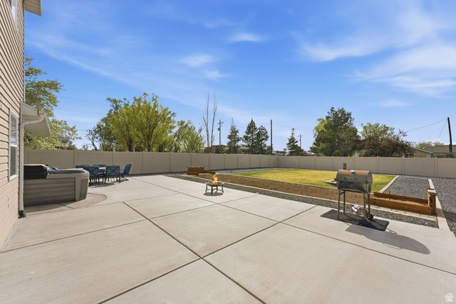 177 S CENTURY DR, Ogden, UT 84404