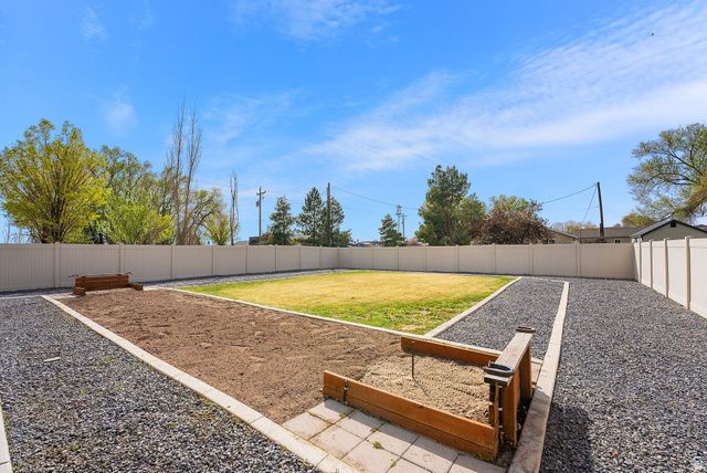 177 S CENTURY DR, Ogden, UT 84404