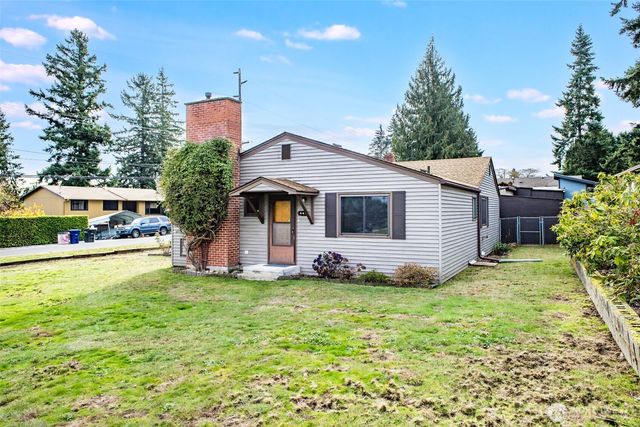 345 S 184th Street, Burien, WA 98148