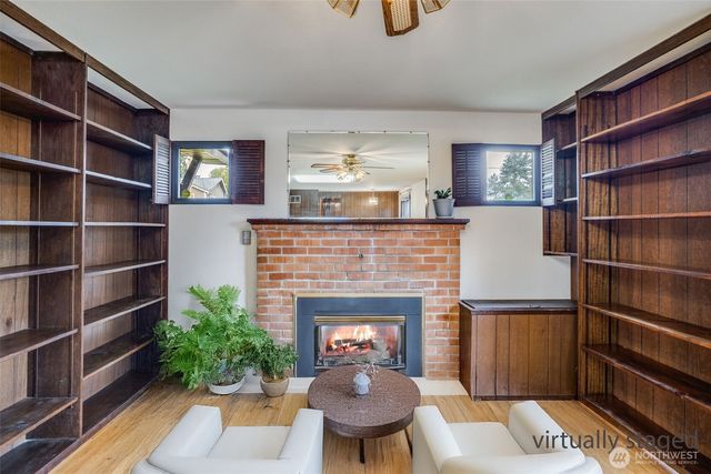 345 S 184th Street, Burien, WA 98148