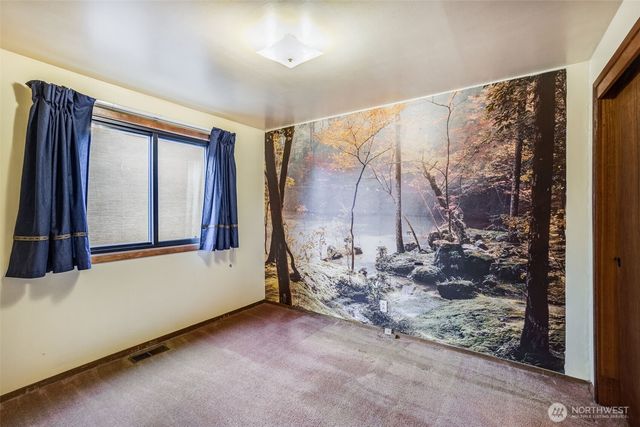 345 S 184th Street, Burien, WA 98148