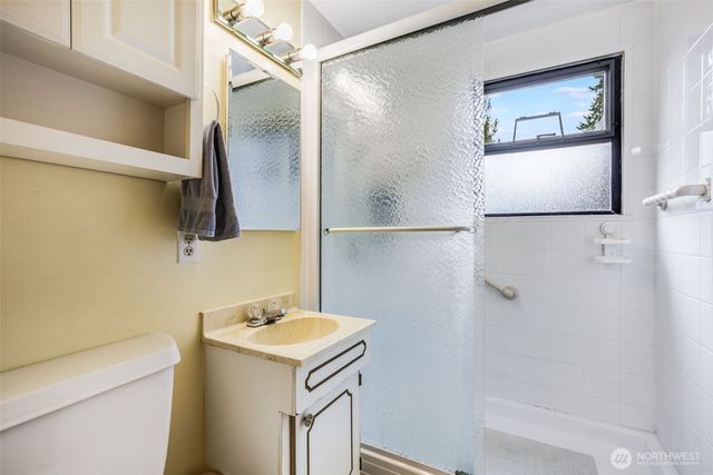 345 S 184th Street, Burien, WA 98148