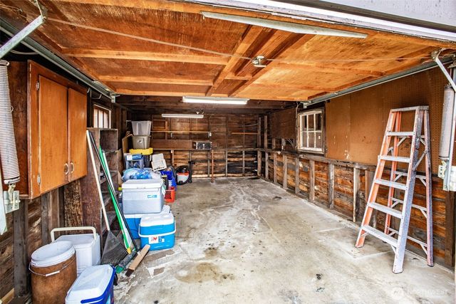 345 S 184th Street, Burien, WA 98148