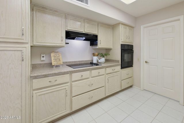 21618 N 147TH Drive, Sun City West, AZ 85375