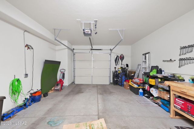 3125 N Olsen Avenue, Tucson, AZ 85719
