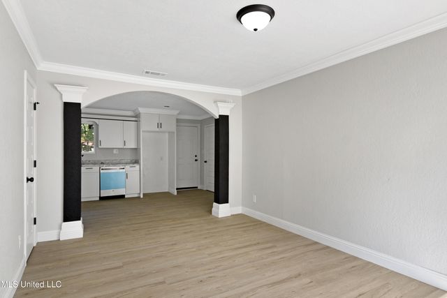 5659 S Rose Drive, Moss Point, MS 39563