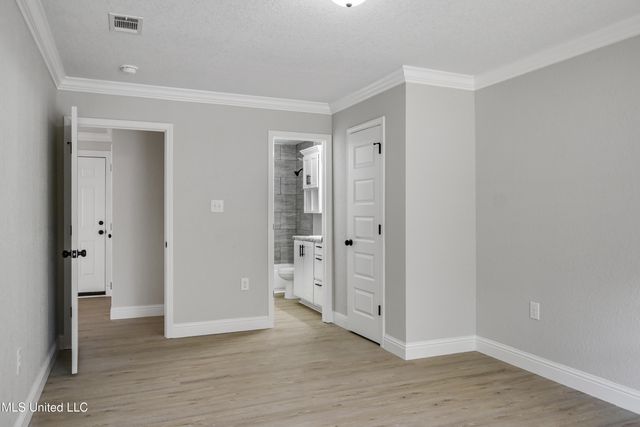 5659 S Rose Drive, Moss Point, MS 39563