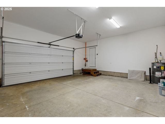 664 BROOKS Loop, Sutherlin, OR 97479