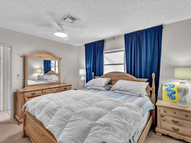 3232 Canal Drive 19, Pompano Beach, FL 33062