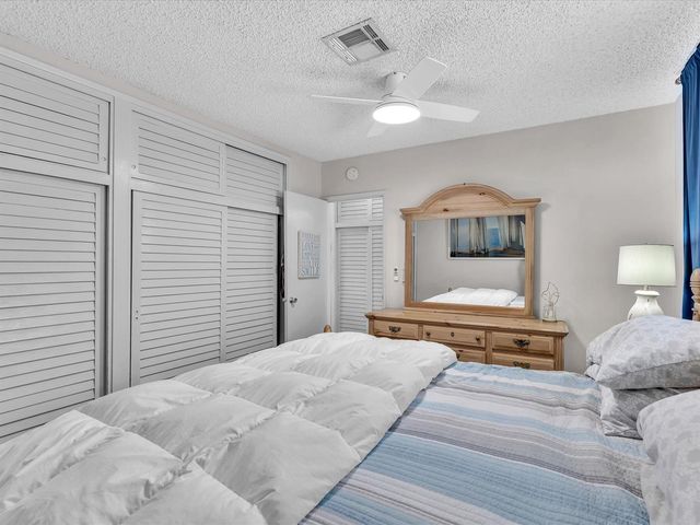 3232 Canal Drive 19, Pompano Beach, FL 33062