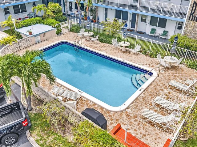 3232 Canal Drive 19, Pompano Beach, FL 33062