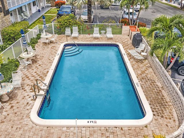 3232 Canal Drive 19, Pompano Beach, FL 33062
