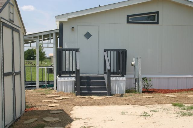 1106 Music Row, Talty, TX 75160