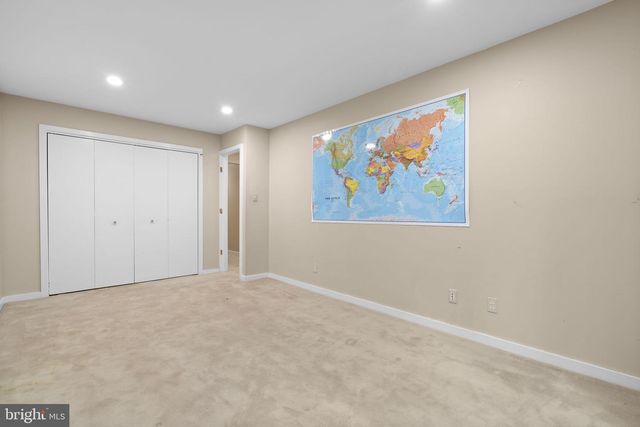 10701 SYCAMORE SPRINGS LN, Great Falls, VA 22066