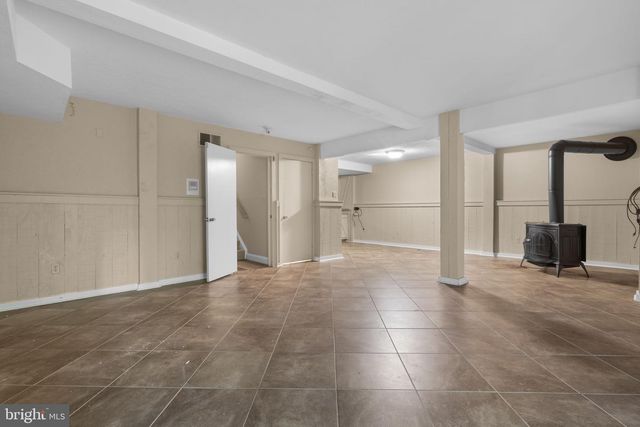 10701 SYCAMORE SPRINGS LN, Great Falls, VA 22066