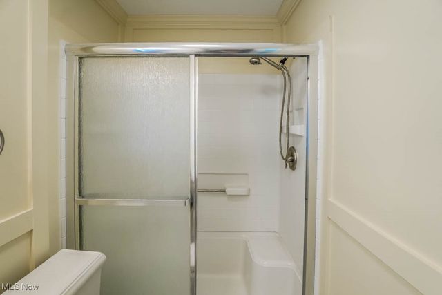 955 Fess Avenue, Akron, OH 44307