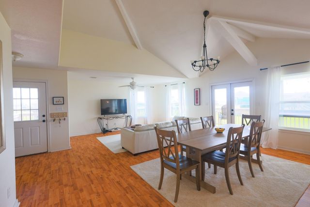 4106 Temprano, Galveston, TX 77554