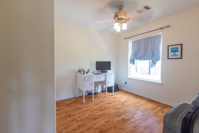 4106 Temprano, Galveston, TX 77554