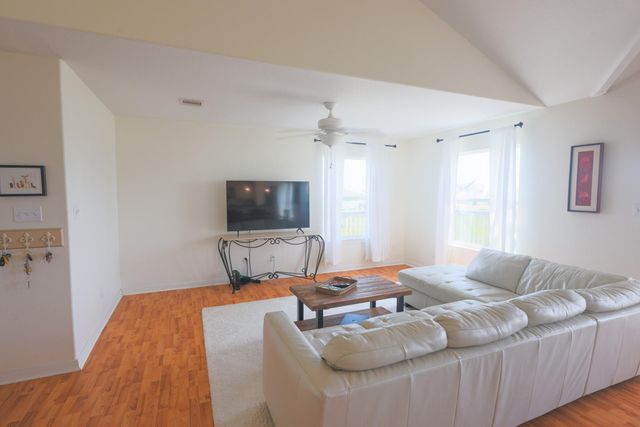 4106 Temprano, Galveston, TX 77554