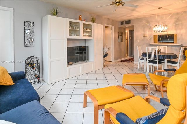 4311 NW 16th St B104, Lauderhill, FL 33313