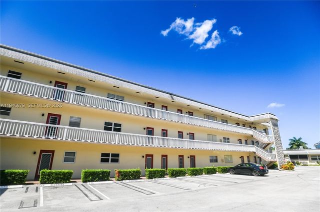 4311 NW 16th St B104, Lauderhill, FL 33313