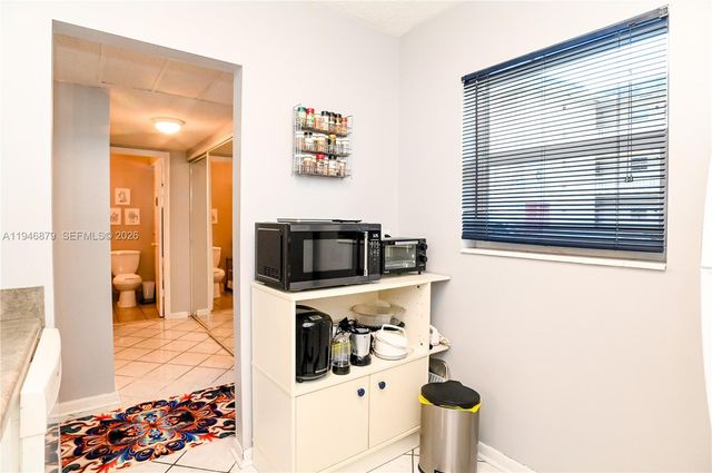 4311 NW 16th St B104, Lauderhill, FL 33313