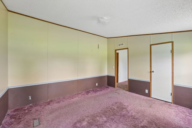 17 Light Ln, Kelso, TN 37348
