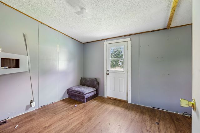 17 Light Ln, Kelso, TN 37348