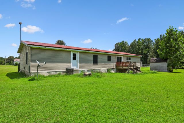 17 Light Ln, Kelso, TN 37348