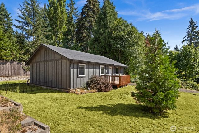 100 NE Galley Way, Belfair, WA 98528