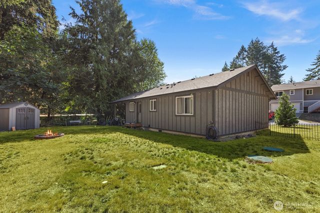 100 NE Galley Way, Belfair, WA 98528