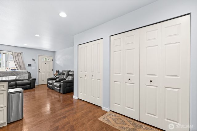 100 NE Galley Way, Belfair, WA 98528