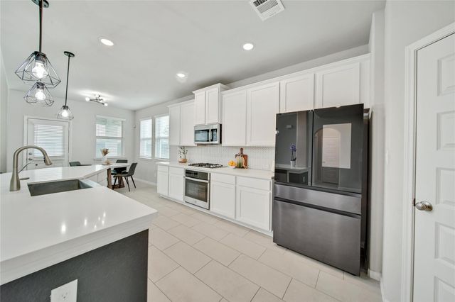 7735 Wrightwood Drive, Pasadena, TX 77505