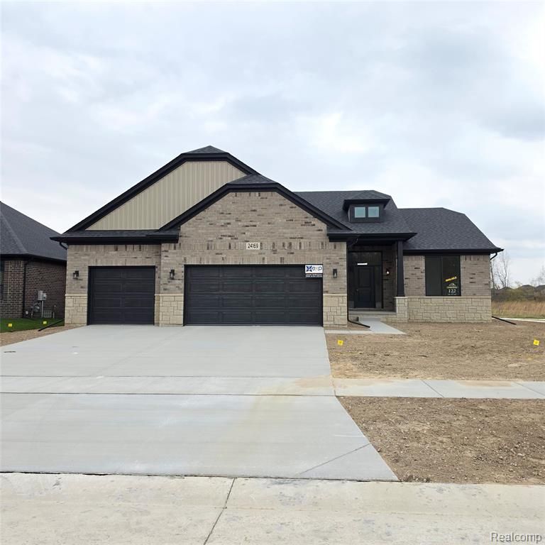 24169 Sawgrass Drive, Macomb, MI 48042