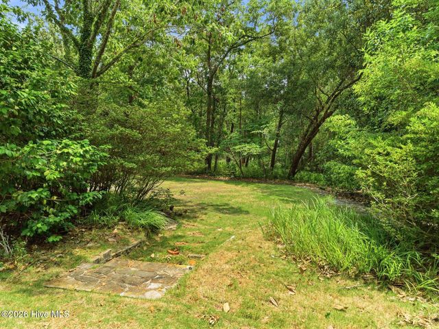 813 Gull Point Road, Wilmington, NC 28405