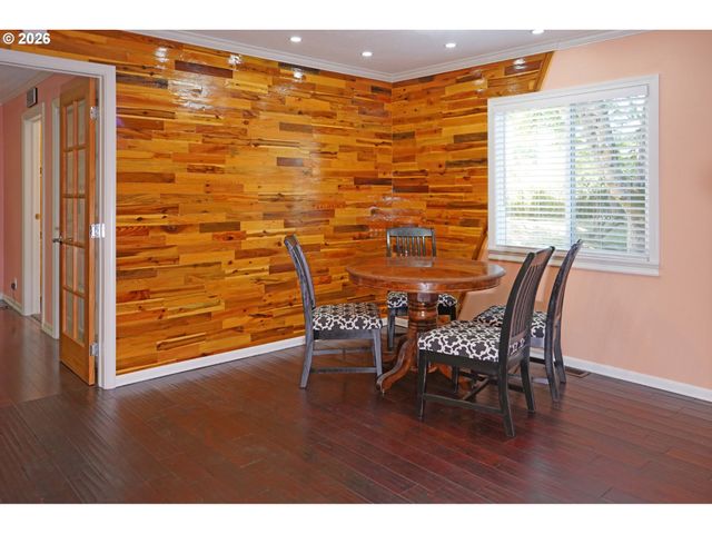 2210 N BROUGHTON Dr, Portland, OR 97217