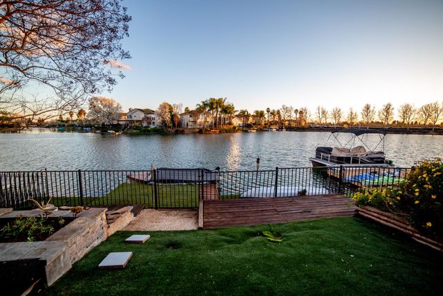 9193 E Laguna Way, Elk Grove, CA 95758
