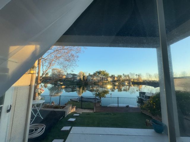 9193 E Laguna Way, Elk Grove, CA 95758