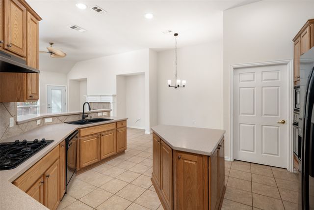 1462 Cattle Baron Court, Fairview, TX 75069