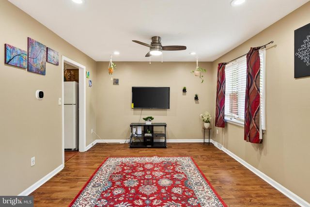 419 HOLLY TREE CT, Chester Springs, PA 19425