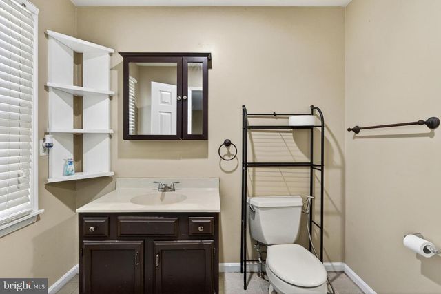 419 HOLLY TREE CT, Chester Springs, PA 19425