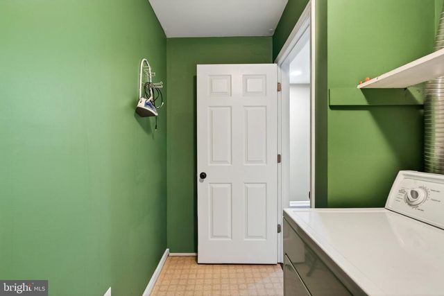 419 HOLLY TREE CT, Chester Springs, PA 19425