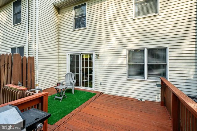 419 HOLLY TREE CT, Chester Springs, PA 19425