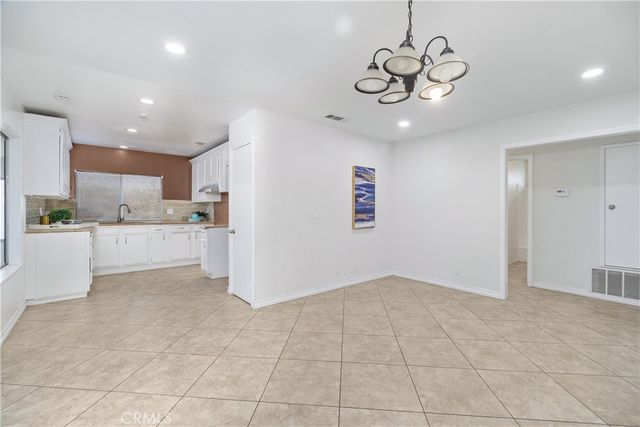 6897 Crest Avenue, Riverside, CA 92503