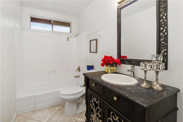 6897 Crest Avenue, Riverside, CA 92503