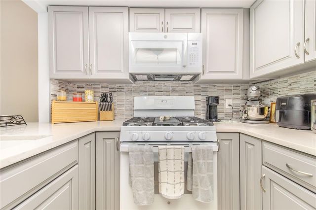 389 SAN JOSE DRIVE, Winter Haven, FL 33884