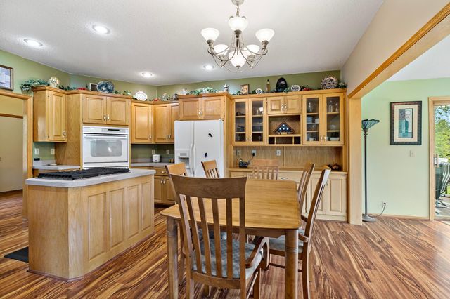 2801 87th Trail N, Brooklyn Park, MN 55443