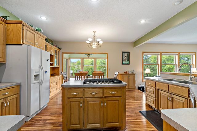 2801 87th Trail N, Brooklyn Park, MN 55443